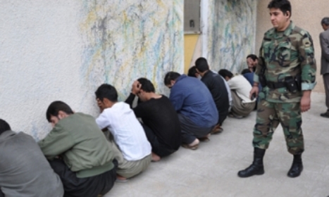 پاتک شبانه پلیس به اراذل و اوباش/ دستگیری ۱۵۳ نفر پاتک شبانه پلیس به اراذل و اوباش/ دستگیری ۱۵۳ نفر
