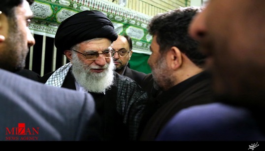 مداحی حاج سعید حدادیان در شب هشتم عزاداری ایام محرم در حضور رهبر انقلاب + صوت مداحی حاج سعید حدادیان در شب هشتم عزاداری ایام محرم در حضور رهبر انقلاب + صوت