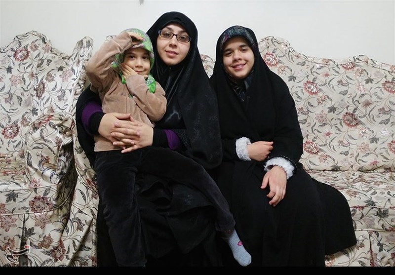 بهشت تلفن ندارد من با بابا حرف بزنم+تصاویر بهشت تلفن ندارد من با بابا حرف بزنم+تصاویر
