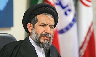 نشریات محلی در تبیین هویت اقوام نقش محوری دارند