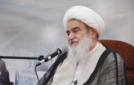دشمنان اسلام به دنبال ضربه زدن به جایگاه علمای شیعه هستند‌