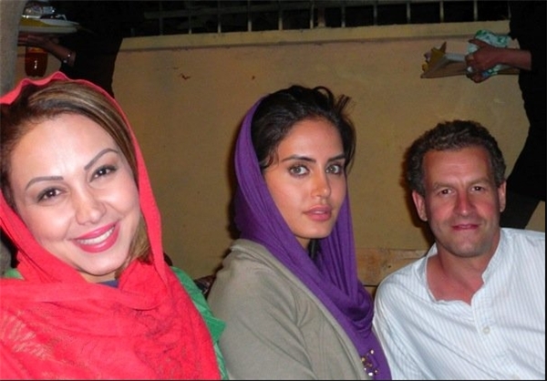 همسر مجری BBC فارسی در تهران چه می‌کند+تصاویر