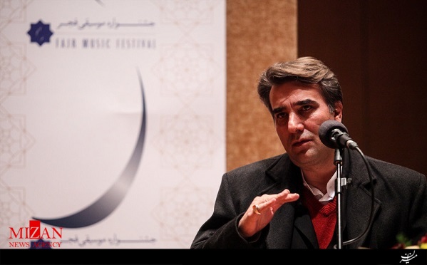از حواشی از حواشی