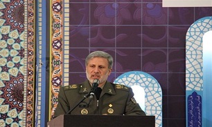استکبارجهانی تمام تلاش خود را برای خاموش کردن نور قرآن به کار گرفته است