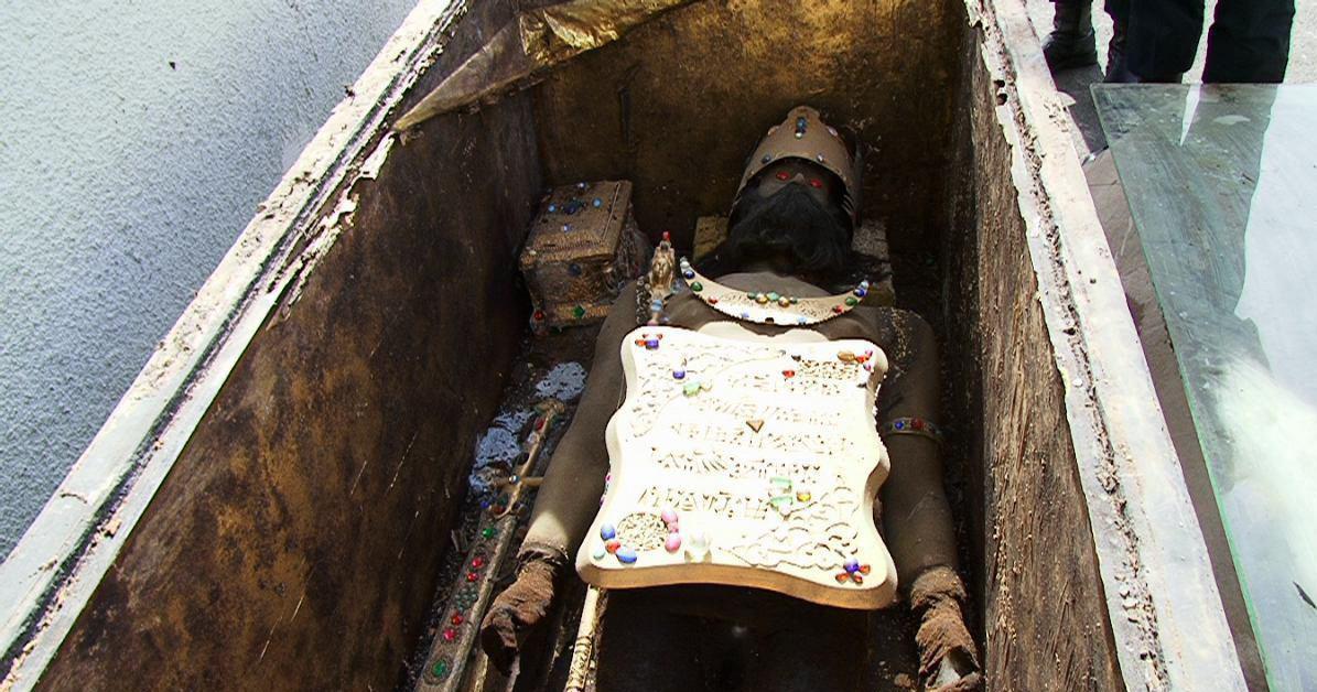 مومیایی 2500 ساله مانکن لباس فروشی بود+تصاویر مومیایی 2500 ساله مانکن لباس فروشی بود+تصاویر