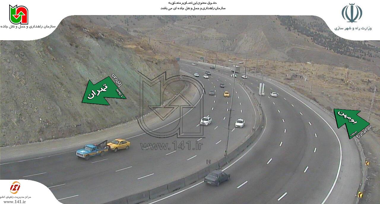 ترافیک نیمه سنگین در مسیر سیاه بیشه- کندوان