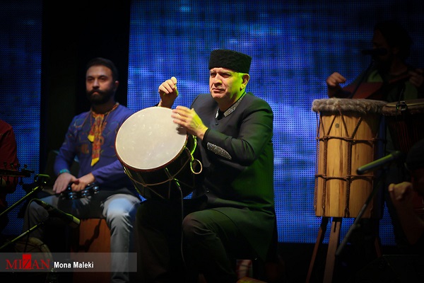 شب رنگارنگ گروه شب رنگارنگ گروه