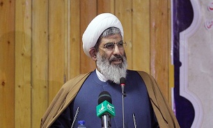 «ستاری» دشمن را به وحشت می‌انداخت/ امنیت امروز نتیجه ایثارگری‌های شهداست