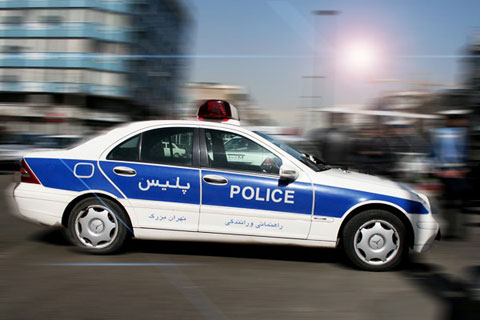 جریمه صحبت كردن با تلفن همراه 100هزارتومان است