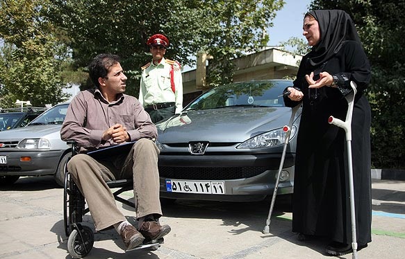 تغییری در تعداد پلاک ویژه معلولان اعمال نمی شود/ شرکت 20 هزار کودک در طرح غربالگری اوتیسم