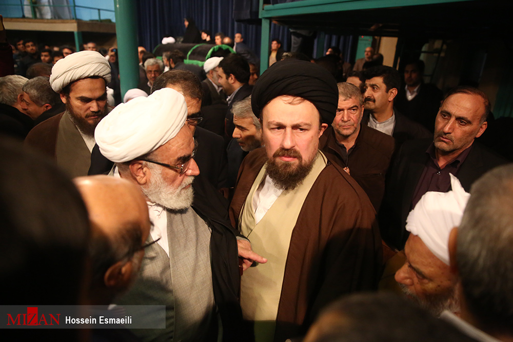 سه روز عزای عمومی درپی درگذاشت آیت الله هاشمی رفسنجانی/ جزئیات در گذشت آیت الله/روايت رهبرانقلاب از آشنایی با مرحوم هاشمی رفسنجانی در كربلا/ ادامه واکنش های خارجی به درگذشت ناگهانی یار دیرین امام و رهبری + فیلم و تصاویر سه روز عزای عمومی درپی درگذاشت آیت الله هاشمی رفسنجانی/ جزئیات در گذشت آیت الله/روايت رهبرانقلاب از آشنایی با مرحوم هاشمی رفسنجانی در كربلا/ ادامه واکنش های خارجی به درگذشت ناگهانی یار دیرین امام و رهبری + فیلم و تصاویر