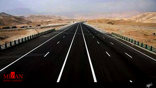 آسفالت یک راه با شیوه‌ای ابتکاری + فیلم