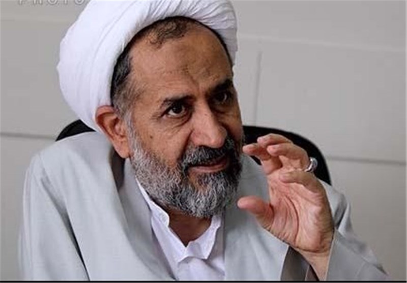 دشمن برای نفوذ در نخبگان و مسئولان برنامه‌ریزی کرده است