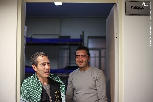 اینجا برای کارتنخوابها دوربرگردان زندگی میسازند+عکس اینجا برای کارتنخوابها دوربرگردان زندگی میسازند+عکس