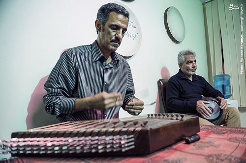 اینجا برای کارتنخوابها دوربرگردان زندگی میسازند+عکس اینجا برای کارتنخوابها دوربرگردان زندگی میسازند+عکس
