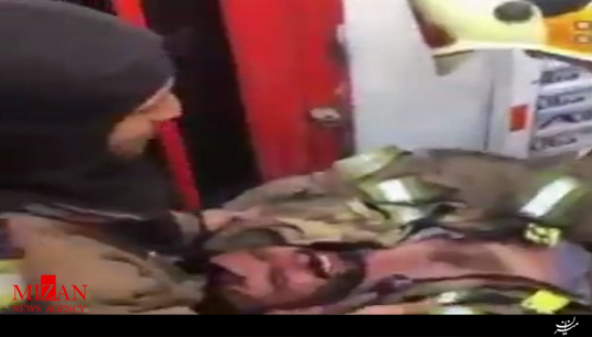 نجات یک آتشنشان از ساختمان پلاسکو + فیلم نجات یک آتشنشان از ساختمان پلاسکو + فیلم
