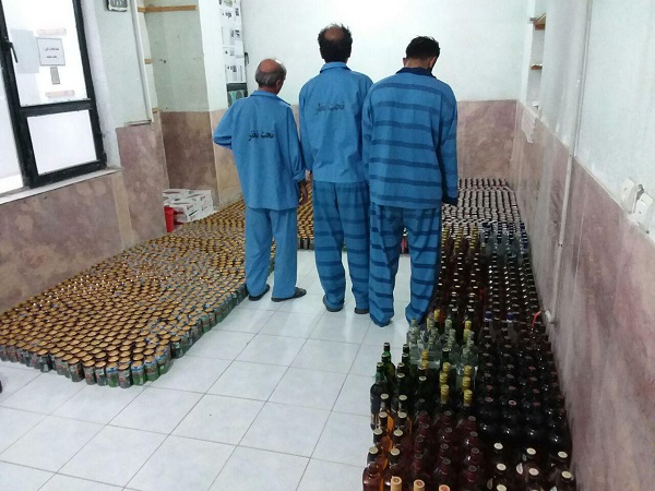 انهدام باند بزرگ توزیع مشروبات الکلی خارجی + عکس انهدام باند بزرگ توزیع مشروبات الکلی خارجی + عکس