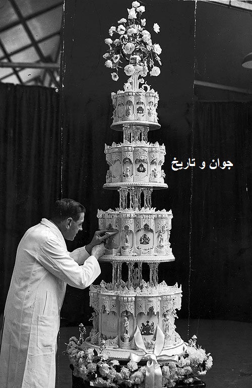 کیکعروسی 2 متری ملکهانگلیس! + عکس کیکعروسی 2 متری ملکهانگلیس! + عکس