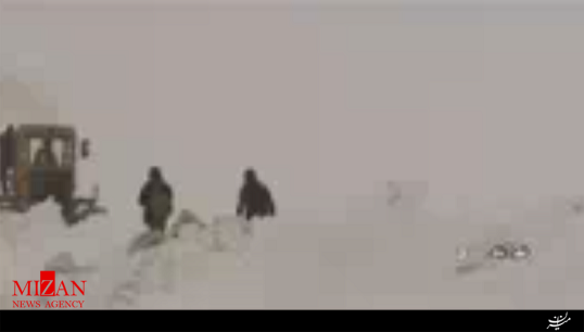 نجات 4 مادر گرفتار در برف دلفان لرستان + فیلم نجات 4 مادر گرفتار در برف دلفان لرستان + فیلم