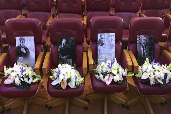 تجلیل از مقام درگذشتگان اهالی رسانه و نقد در کاخ جشنواره + عکس تجلیل از مقام درگذشتگان اهالی رسانه و نقد در کاخ جشنواره + عکس