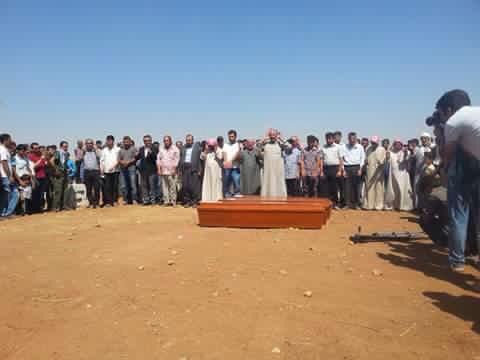 کودک آب آورده سوری به خاک سپرده شد + تصاویر