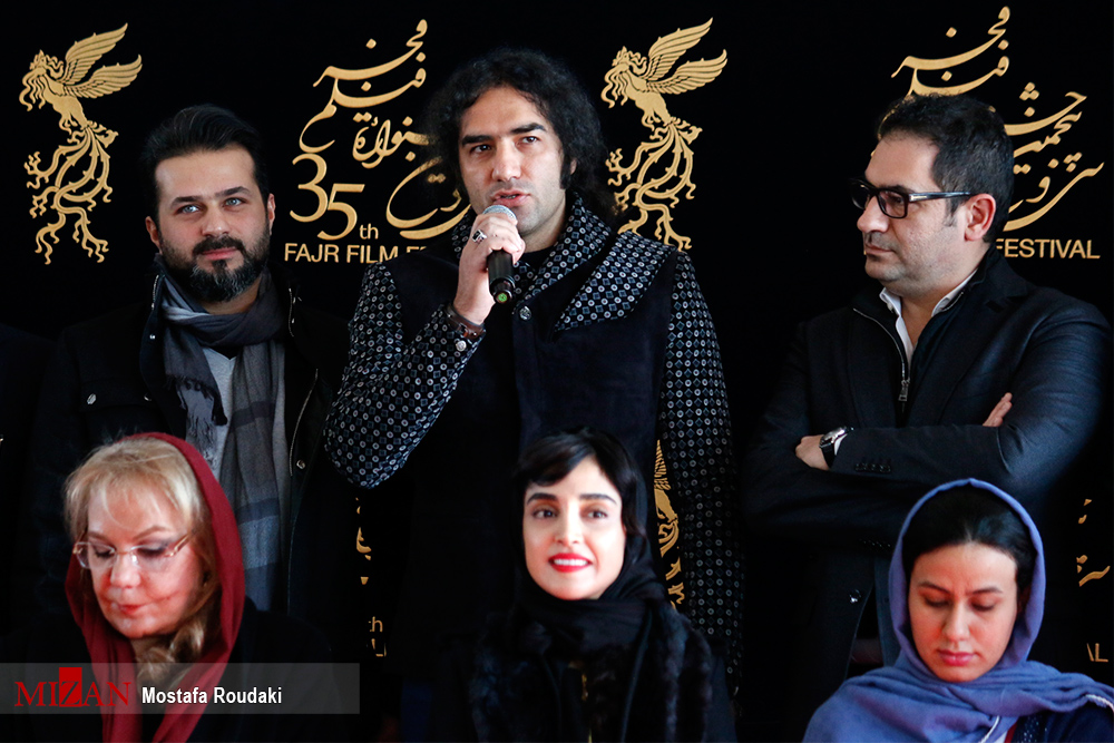 رضا یزدانی در نقش یک خواننده جلوی دوربین رفت/ 