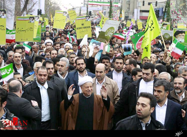 عکس/آيت الله هاشمي رفسنجاني غایب راهپیمایی 22بهمن امسال