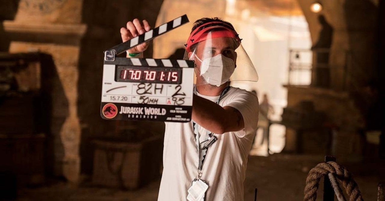 Jurassic World: Dominion Delays Release to 2022