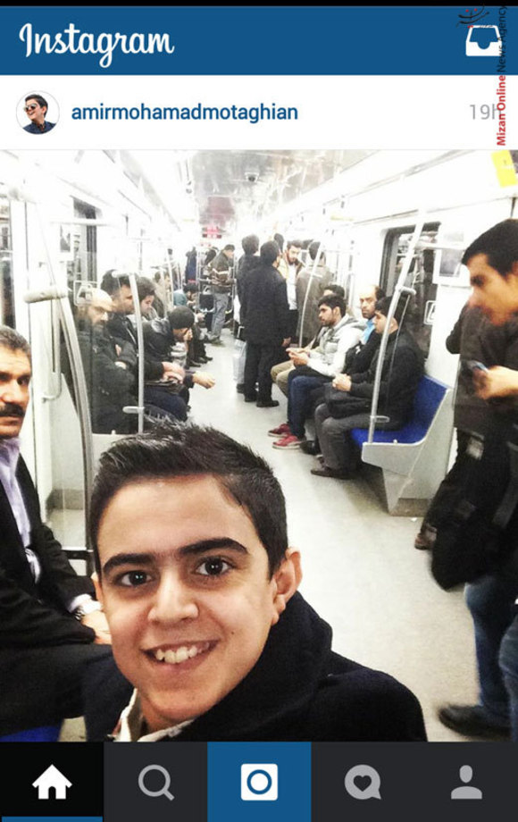 سلفی امیر محمد با واگن مترو

امیر محمد متقیان نیز در تازه ترین پست خود در اینستاگرام ضمن تشویق مردم به استفاده از وسایل نقلیه عمومی نوشت: 
استفاده از وسيله نقليه عمومى براى همه الزامى است، حتى شما دوست عزيز