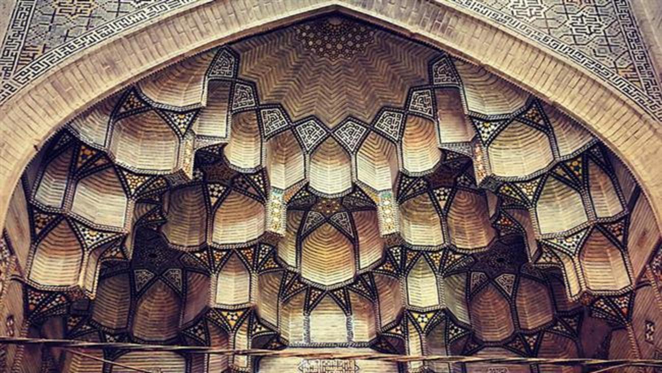 مسجد جامع اصفهان، قدمت: 900 سال
