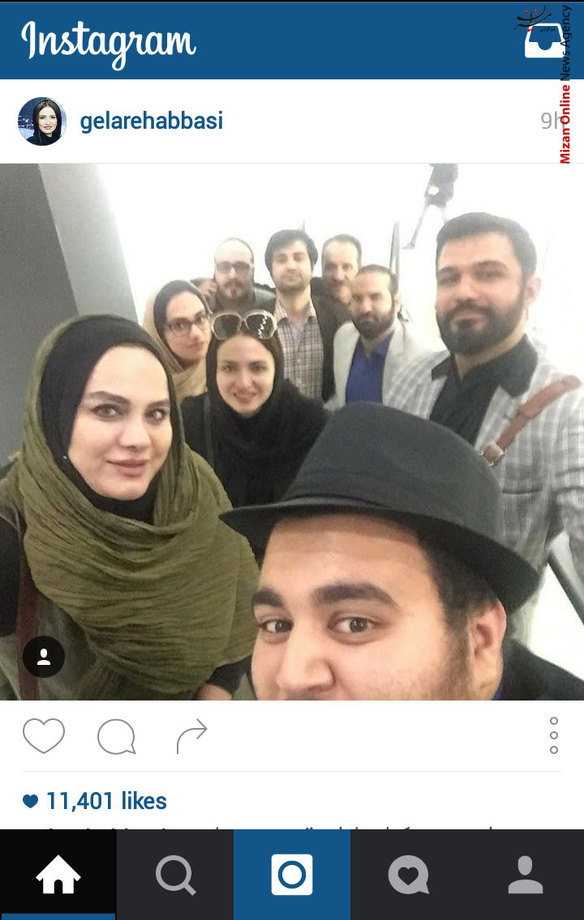 سلفی گلاره عباسی و نرگس آبیار به همراه دوستان قدیمی