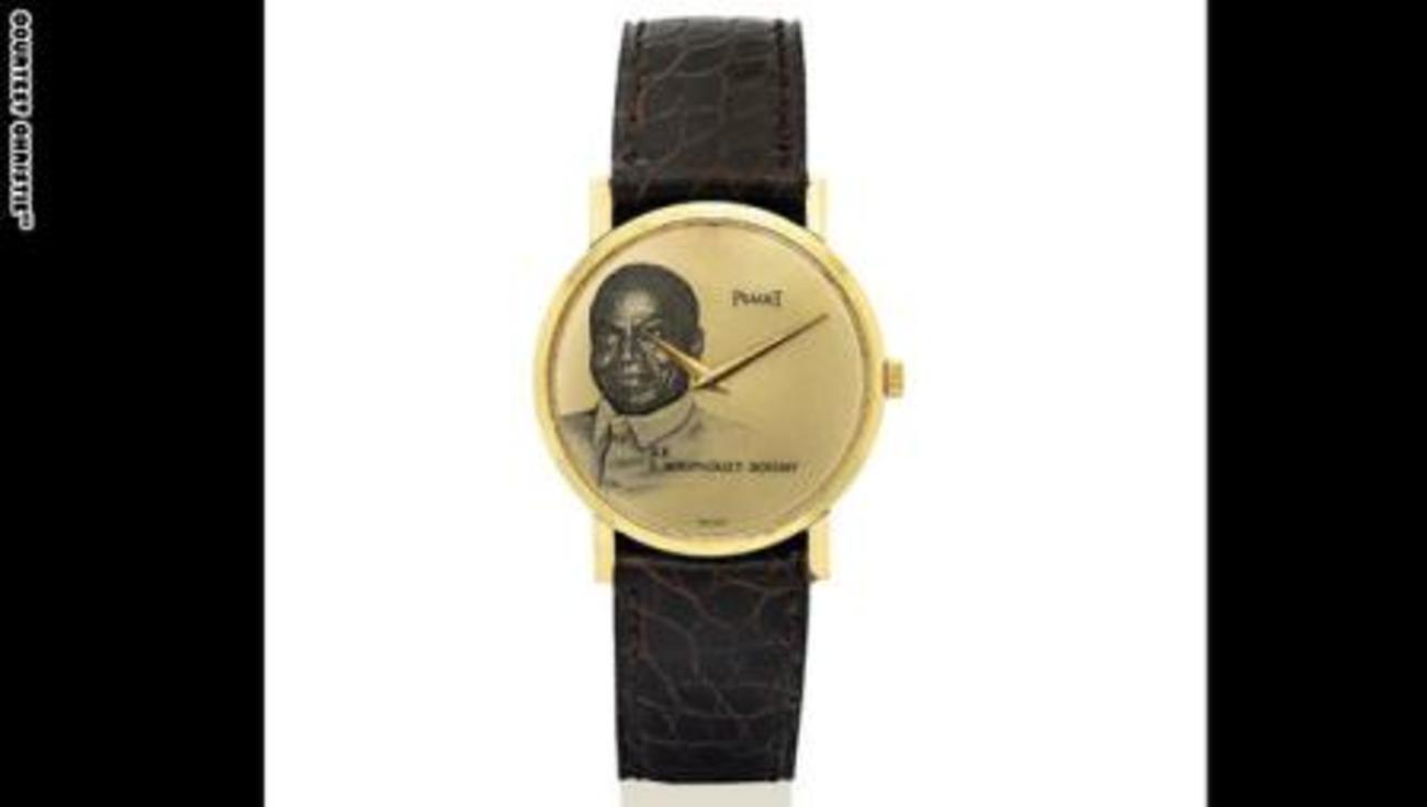  Piaget ساعت نادری که از طلای 18 عیار برای یادبود نخستین سالگرد فیلیکس هویت بوانی نخستین رئیس ساحل عاج ساخته شد. قیمت این ساعت 3 تا 5 هزار دلار  است. 