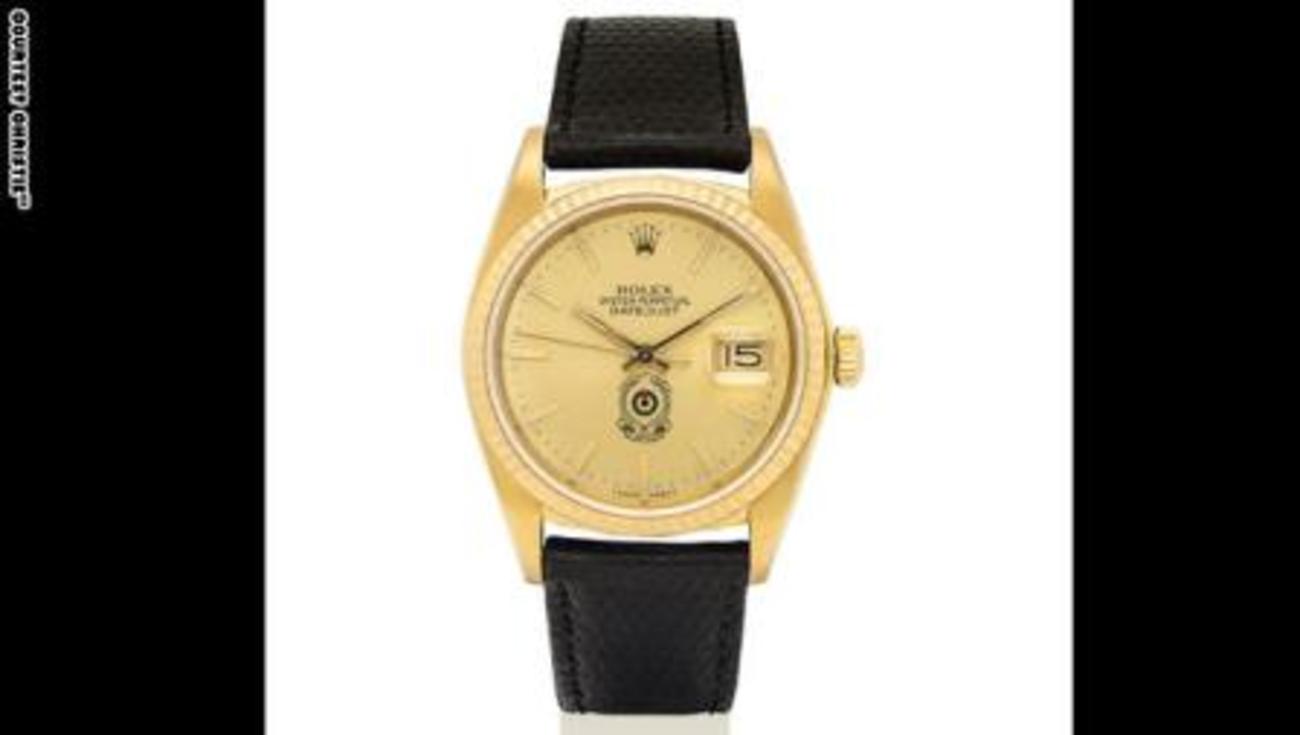Rolex، از طلای عیار 18 برای امارات ساخته شده و قیمت آن 5 تا 8 هزار دلار است. 