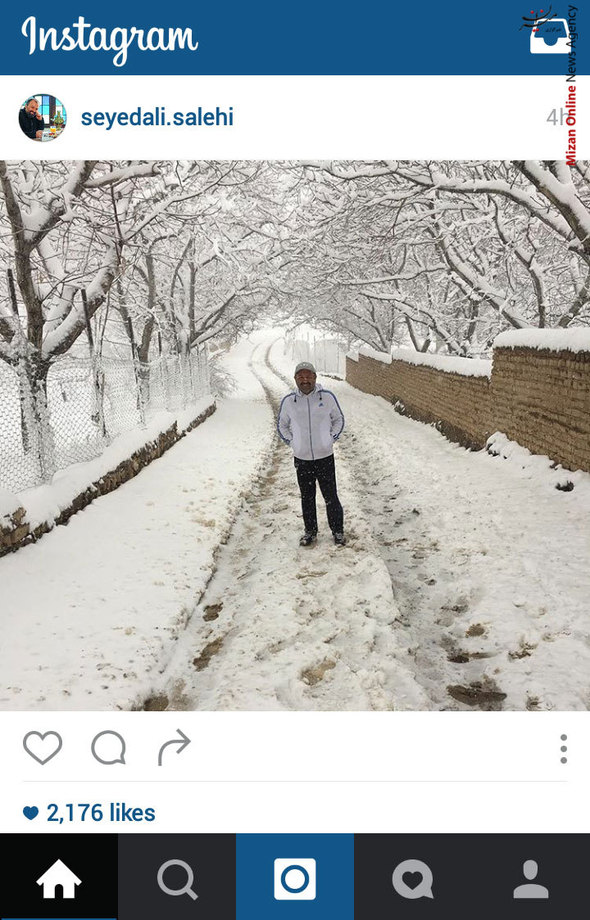 سید علی صالحی، بازیگر جوان کشورمان با انتشار عکس فوق از سپری کردن سیزدهم فروردین در روستاي حسن اباد سادات از توابع شهرستان تاكستان استان قزوين، زادگاه و ارامگاه پدرش خبر داد.