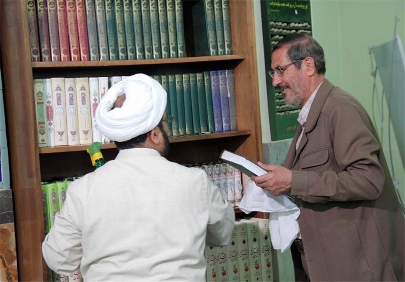 مراسم غبارروبی مسجد شهید آیت‌الله بهشتی با حضور سردار احمد ذوالقدر، جانشین فرمانده سپاه محمد رسول الله(ص) تهران بزرگ برگزار شد. 