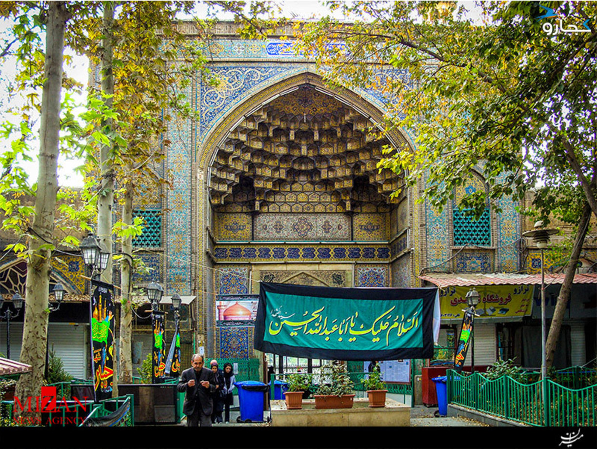 مسجد امام یکی از مکان‌هایی است که در آن مراسم‌های ویژه‌ای در روزهای تاسوعا و عاشورا برگزار می‌شود.