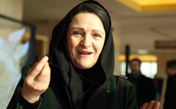 گلاب آدینه گلاب آدینه