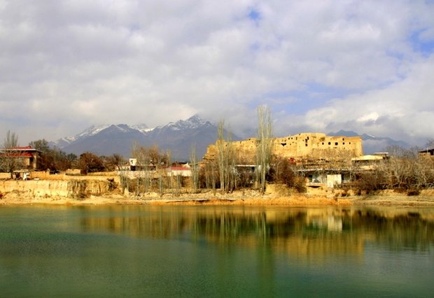 تکیه بر تخت‌گاه سلیمان نبی تا سفر به کویر «دور و نزدیک»+عکس