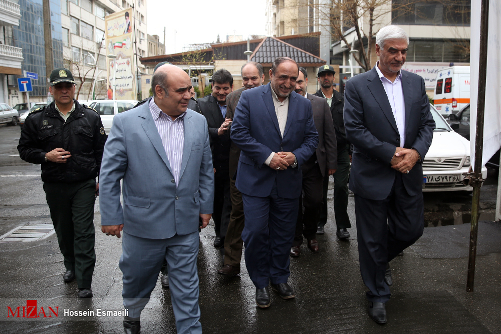 احمدی احمدی