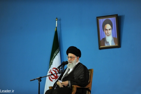 نباید اجازه نفوذ و بازگشت شیطان بزرگ را داد/ رژیم صهیونیستی تا 25 سال دیگر در منطقه وجود نخواهد داشت/ برخی با طرح دغدغه‌های دروغین درباره سلامت انتخابات اعتماد مردم را مخدوش می‌کنند/ شورای نگهبان چشم بینای نظام و نظارت آن، استصوابی و بخشی از حق‌الناس است