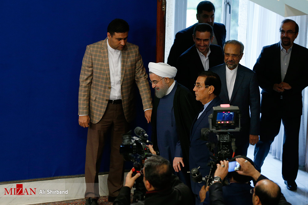 روحانی روحانی