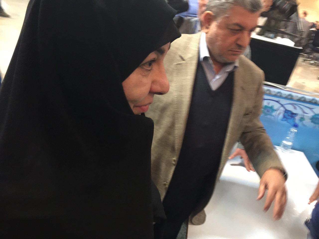 از کاندیدای سرشناسی که این بار با همسرش مشورت کرده بود تا داوطلبی که نگران ترور شدنش بود