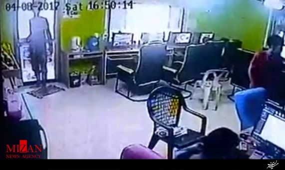 ورود ناخواسته یک مار به کافی‌نت
