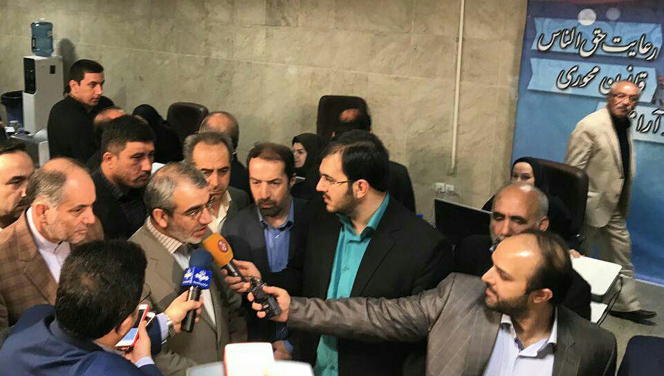 روز پنجم ثبت نام در وزارت کشور/ تاکنون چه کسانی برای رئیس جمهور شدن اعلام آمادگی کردند؟/ ثبت نام  1048 نفر
