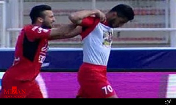 گل اول پرسپولیس به ماشینسازی گل اول پرسپولیس به ماشینسازی