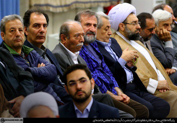 جمعی از هنرمندان با رهبر انقلاب دیدار کردند