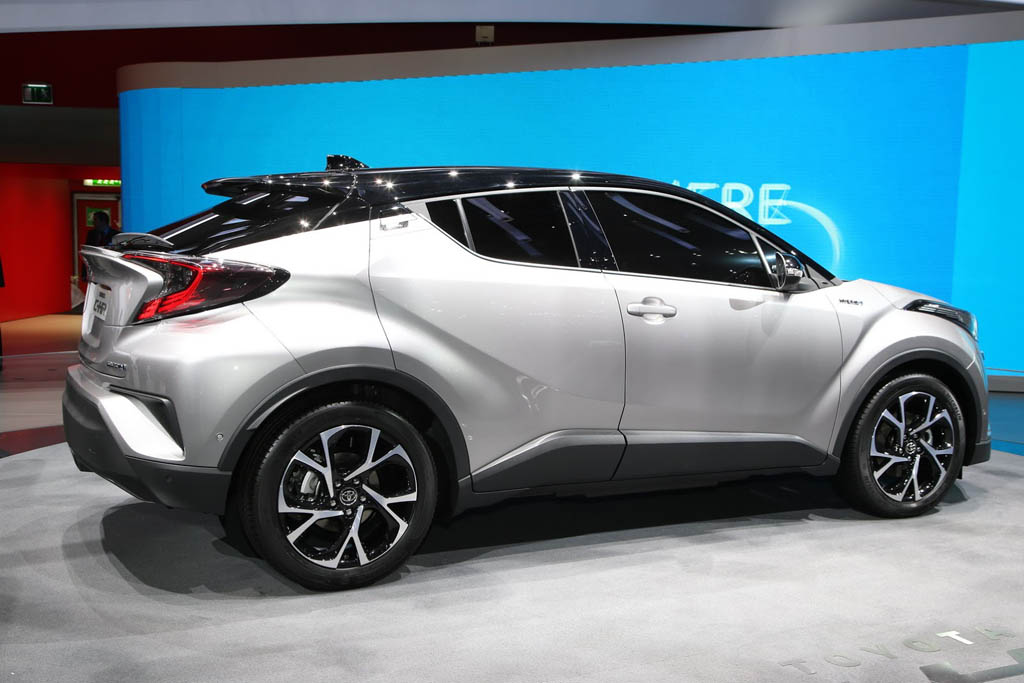 قیمت زیر 200 میلون تومان برای تویوتا C-HR + تصاویر