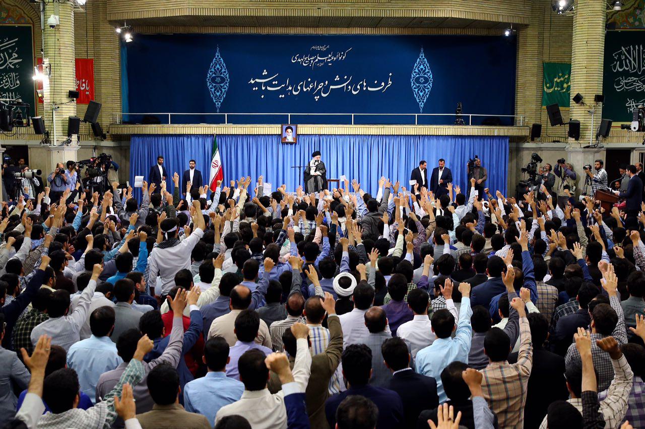 این ترقه‌بازی‌ها تأثیری در اراده ملت ایران ندارد/ان‌شاءالله کلک این‌ها کنده خواهد شد/ چرا باید چند نفر در یونسکو یا سازمان ملل، نظام آموزشی کشور ما را بنویسند