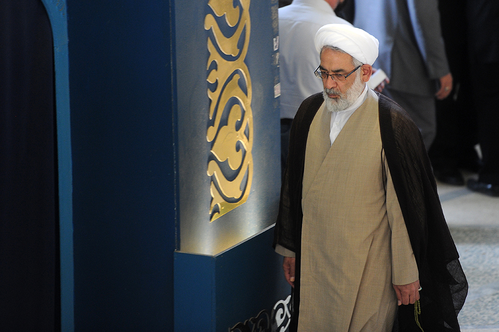 شخصیتهایی که در مراسم تشییع آیت الله خزعلی حضور یافتند+عکس شخصیتهایی که در مراسم تشییع آیت الله خزعلی حضور یافتند+عکس