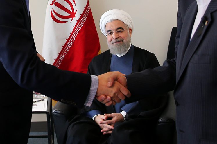 شدت گرفتن گمانه‌زنی‌ها با شائبه سهم‌خواهی پیرامون کابینه دوازدهم / «جوان بودن» یا «ورکشیدن گیوه‌ها در دفاع از دولت» کدام معیار موثر است؟